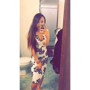 Meet your Posher, Mai nhia